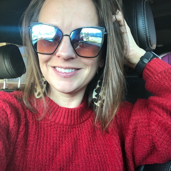 Meet your Posher, Shilo - Picture 1 of 1